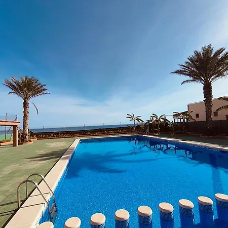 Luxury Sea View Beach Front Apartment *